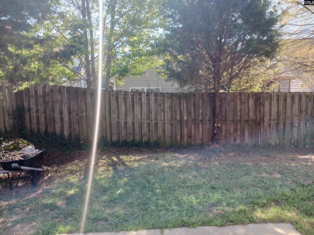 48 Castle Cary Court  Photo 6