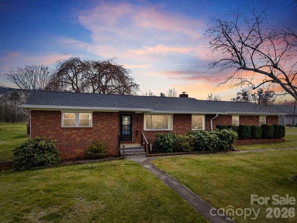 33 Monte Vista Terrace , Candler, NC 28715