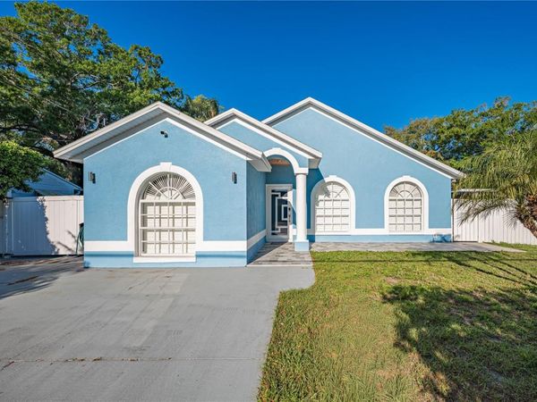 6814 N GLEN AVENUE , TAMPA, FL 33614