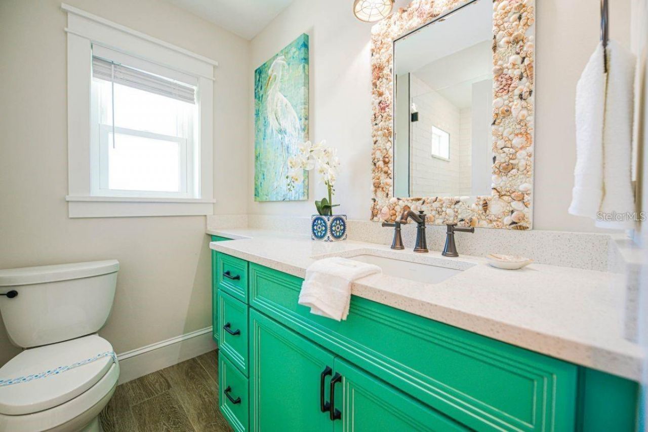 332 Avenida De Mayo, Sarasota, FL 34242 Photo