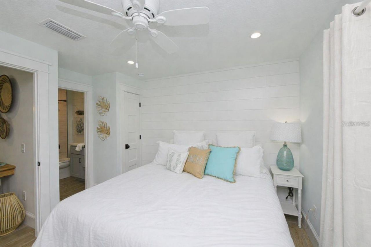 332 Avenida De Mayo, Sarasota, FL 34242 Photo