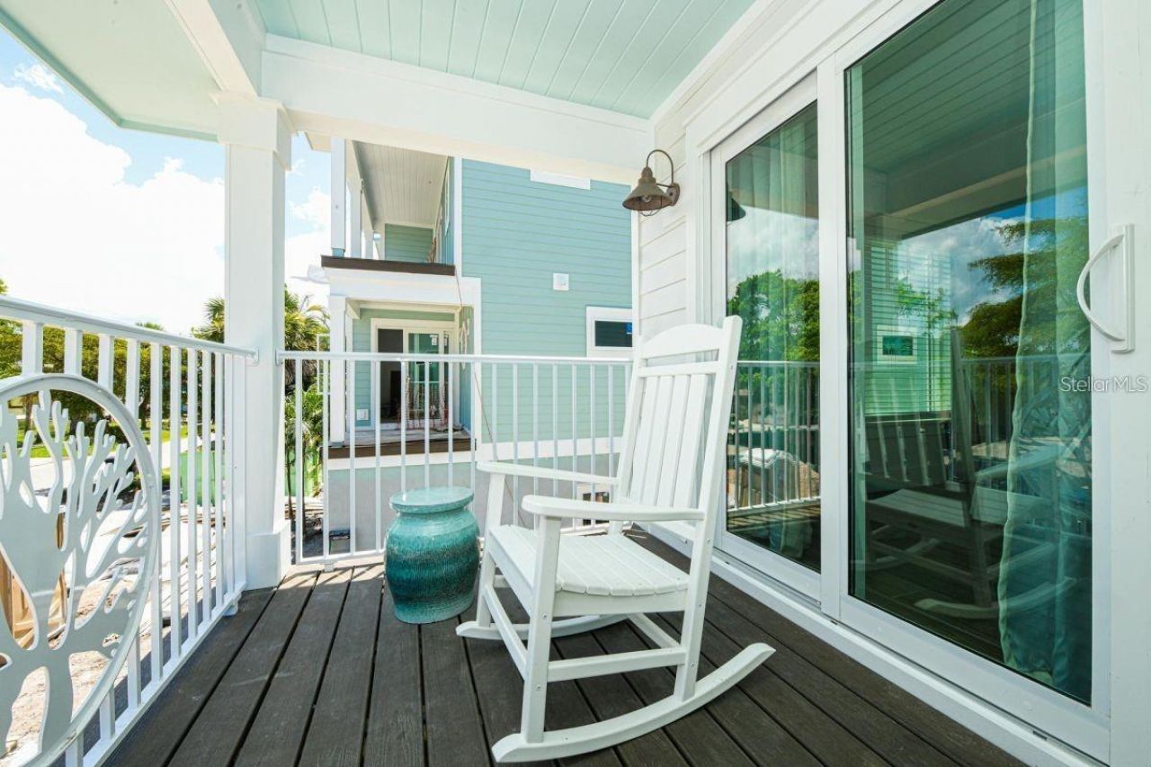 332 Avenida De Mayo, Sarasota, FL 34242 Photo