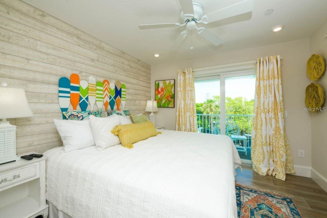 332 Avenida De Mayo, Sarasota, FL 34242 Photo