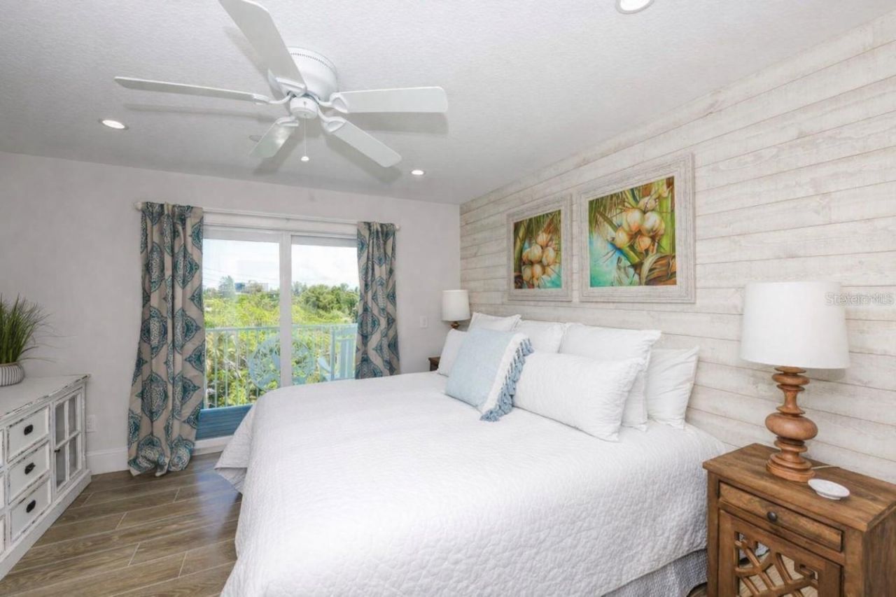 332 Avenida De Mayo, Sarasota, FL 34242 Photo