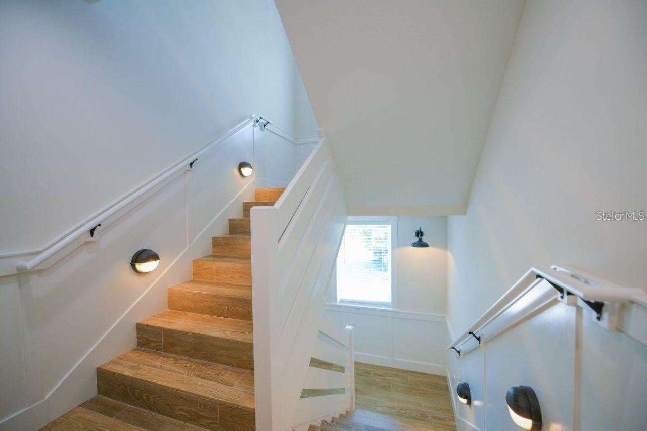 332 Avenida De Mayo, Sarasota, FL 34242 Photo