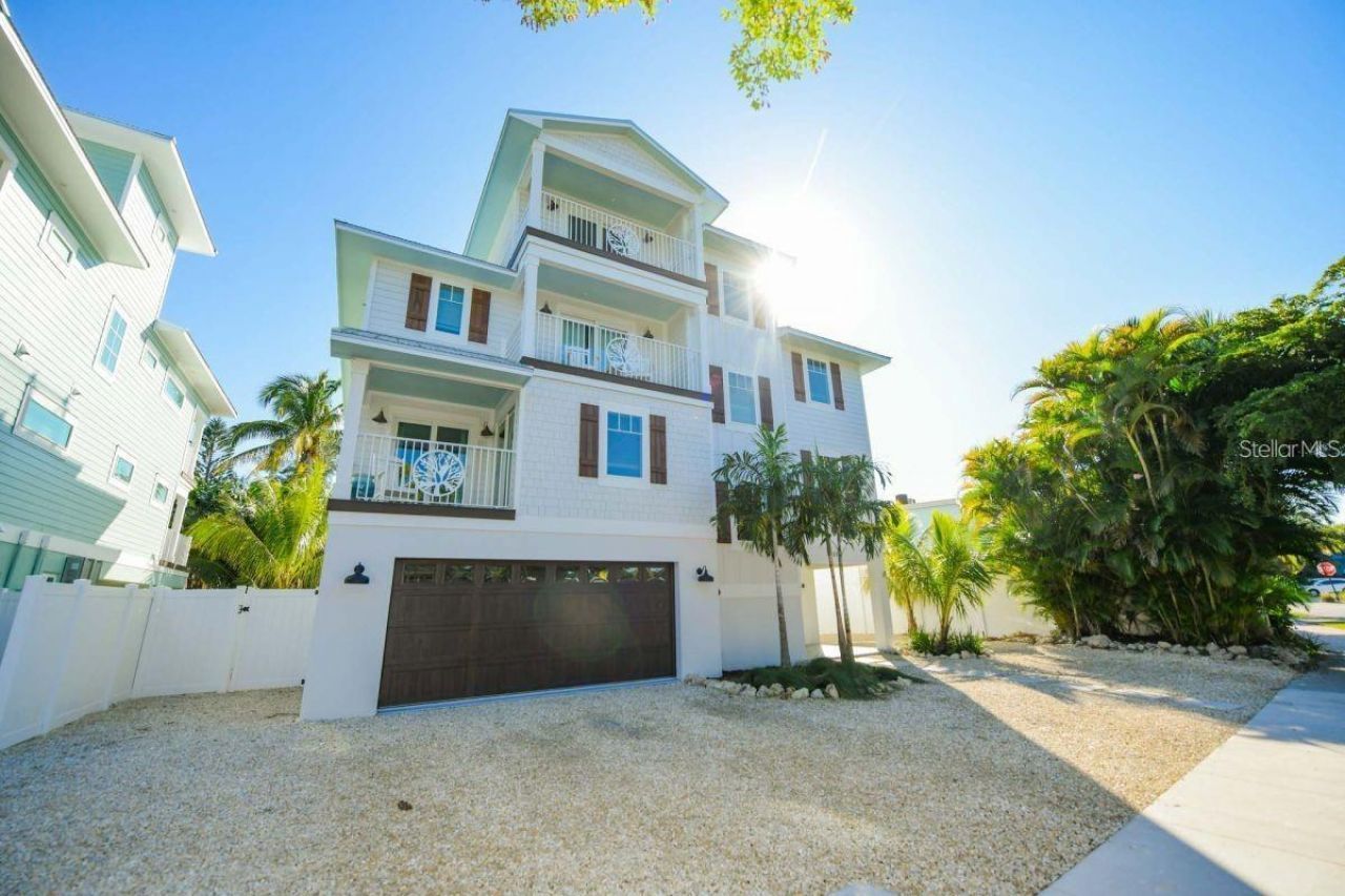332 Avenida De Mayo, Sarasota, FL 34242 Photo