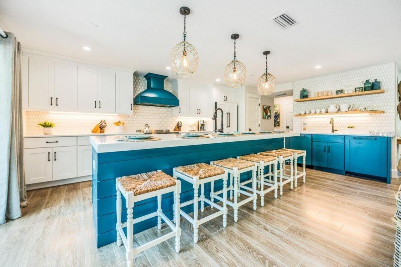 332 Avenida De Mayo, Sarasota, FL 34242 Photo