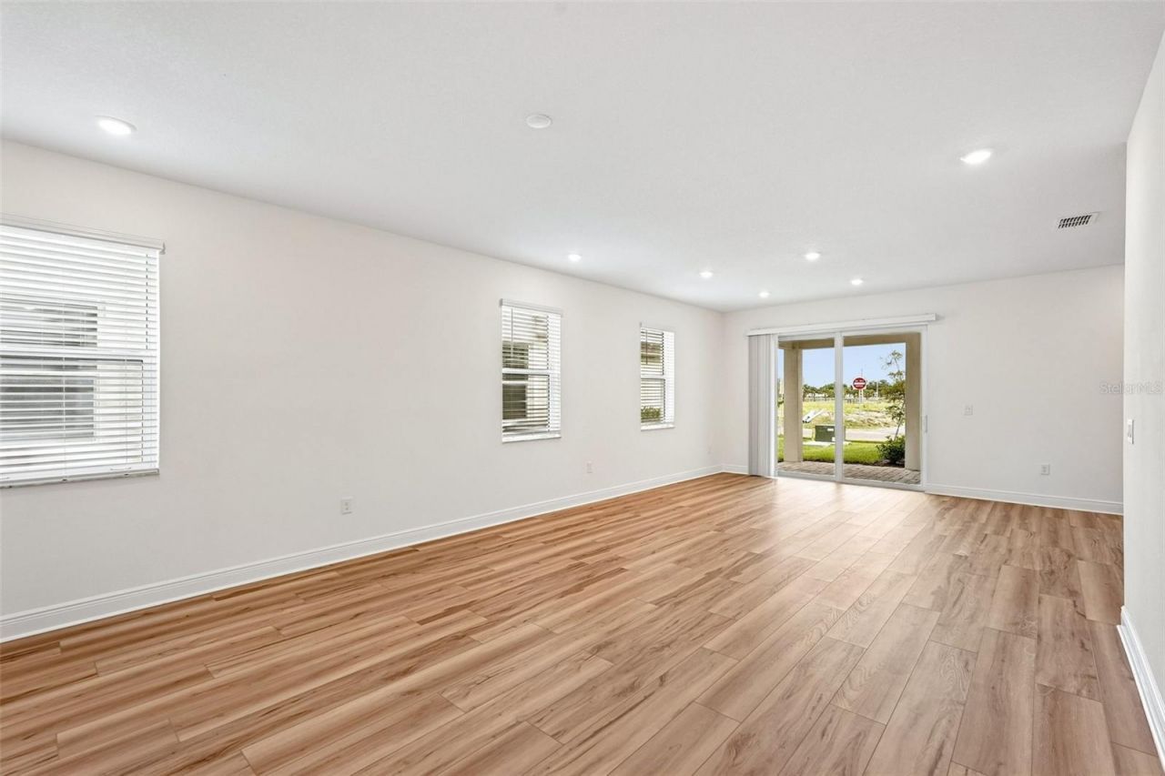 8221 Seaflower Parkway, Bradenton, FL 34210 Photo