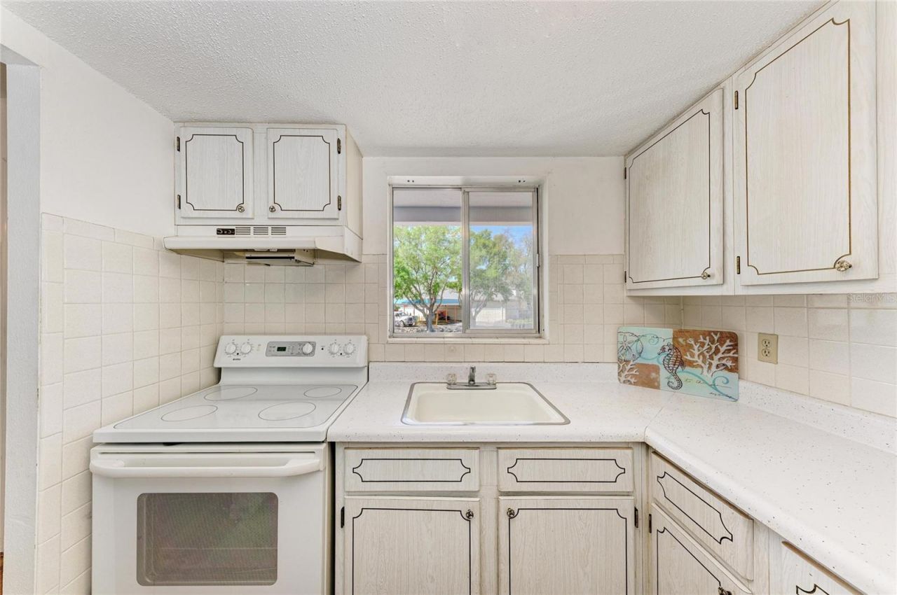 2431 Flamingo Boulevard , Unit K25, Bradenton, FL 34207 Photo