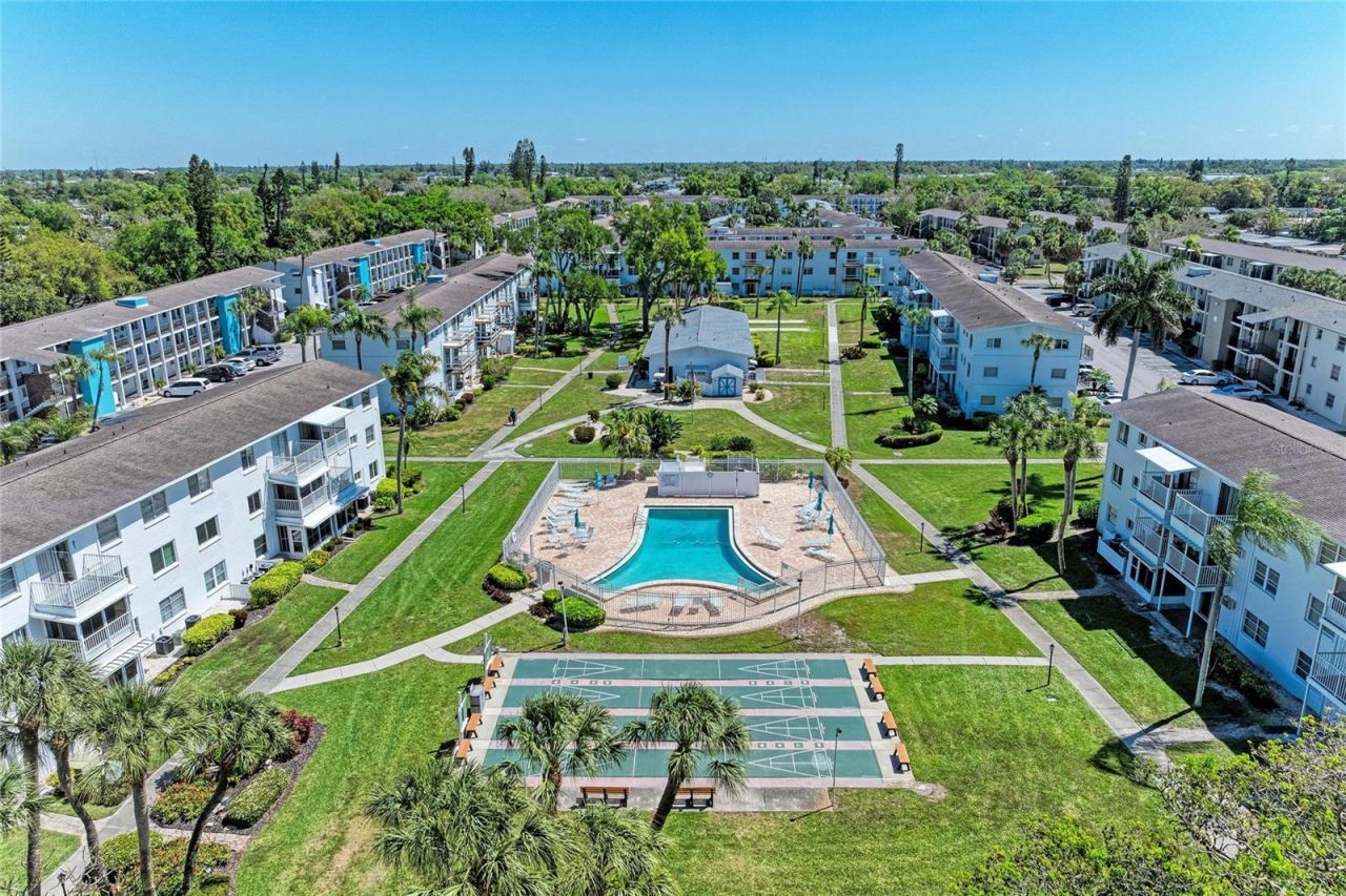 2431 Flamingo Boulevard , Unit K25, Bradenton, FL 34207 Photo