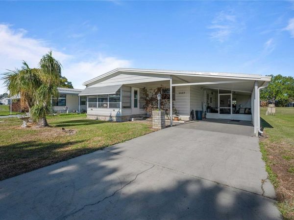 5427 SEVILLE DRIVE , ZEPHYRHILLS, FL 33541