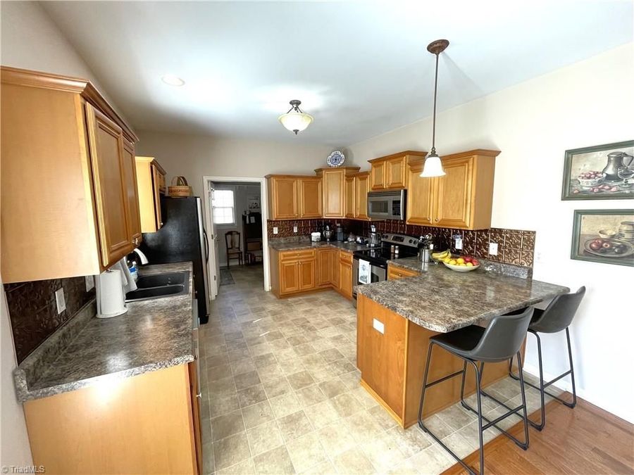 Property Image 9