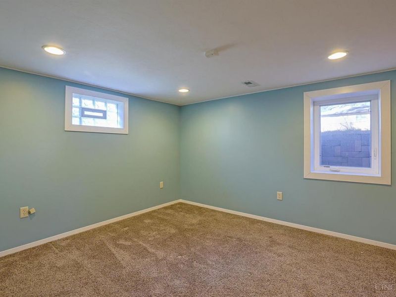 5921 Monticello Avenue, Cincinnati, OH 45224 Photo 19