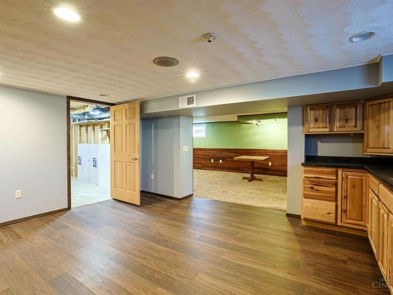 5921 Monticello Avenue, Cincinnati, OH 45224 Photo 27