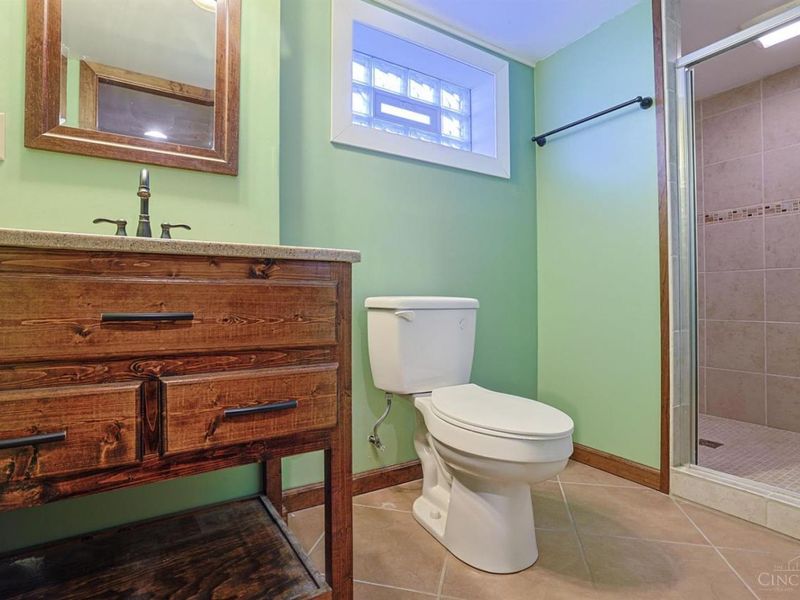 5921 Monticello Avenue, Cincinnati, OH 45224 Photo 29