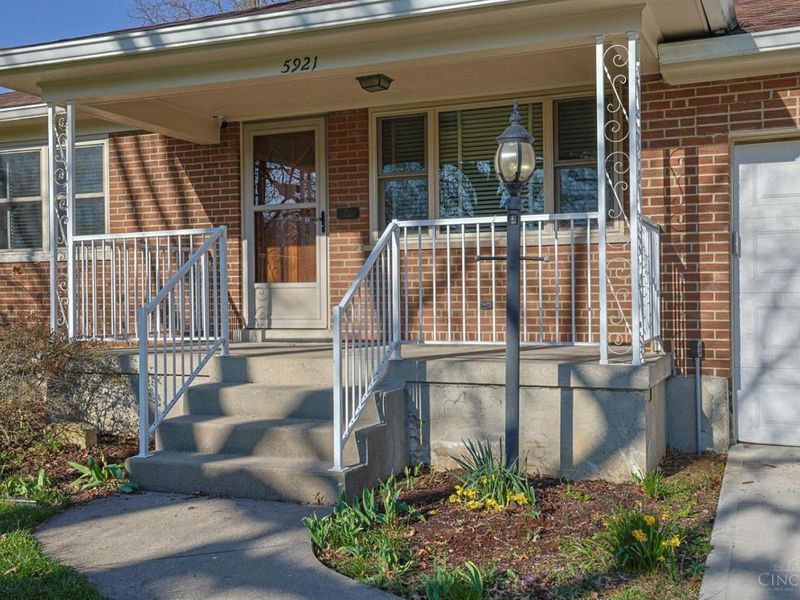 5921 Monticello Avenue, Cincinnati, OH 45224 Photo 3