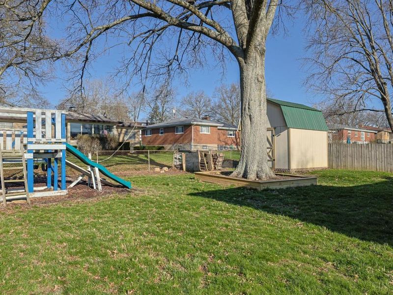 5921 Monticello Avenue, Cincinnati, OH 45224 Photo 35