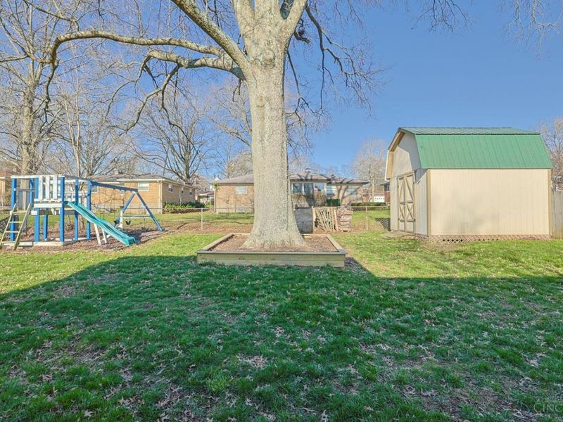 5921 Monticello Avenue, Cincinnati, OH 45224 Photo 36