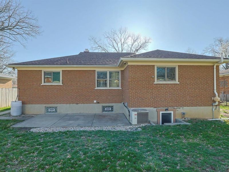 5921 Monticello Avenue, Cincinnati, OH 45224 Photo 38