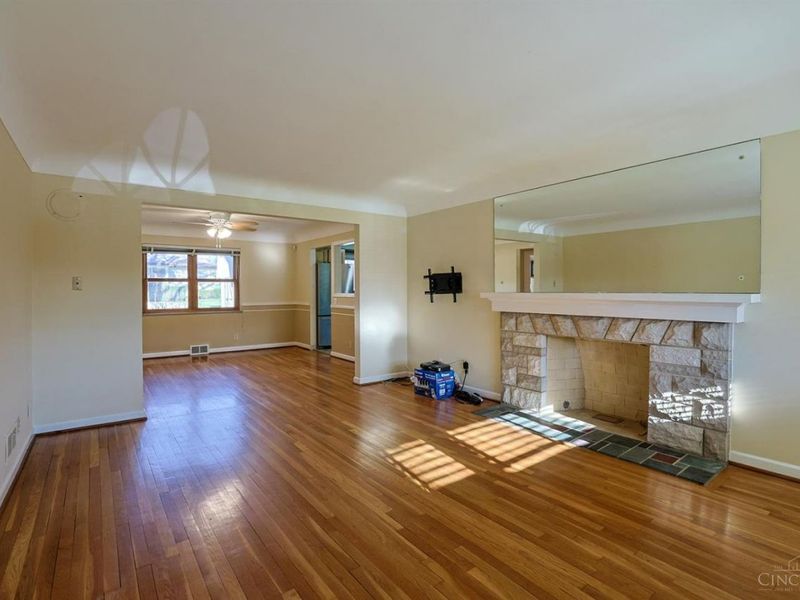 5921 Monticello Avenue, Cincinnati, OH 45224 Photo 6