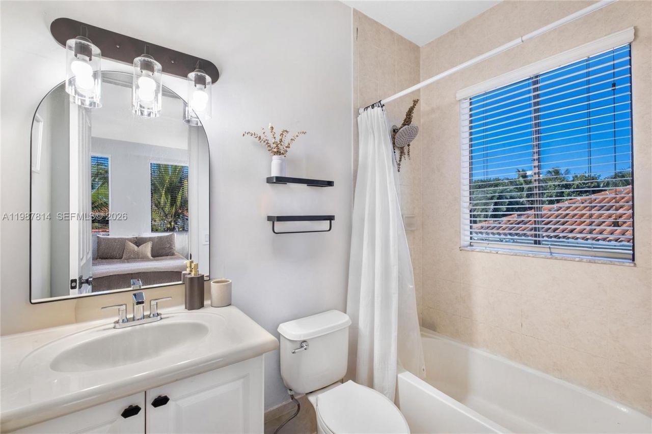 7726 SW 193rd Ln, Unit 7726, Cutler Bay, FL 33157 Photo