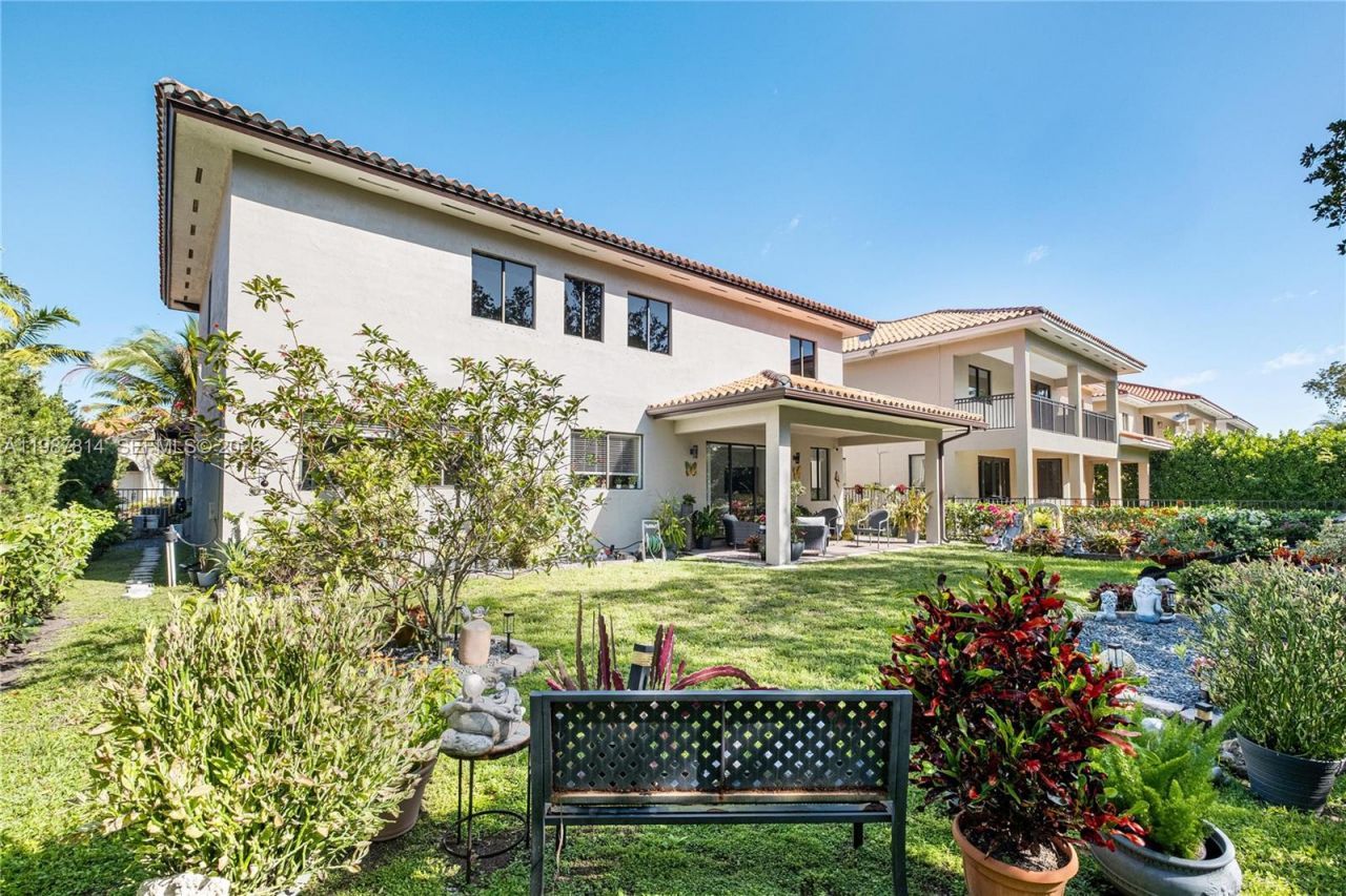 7726 SW 193rd Ln, Unit 7726, Cutler Bay, FL 33157 Photo