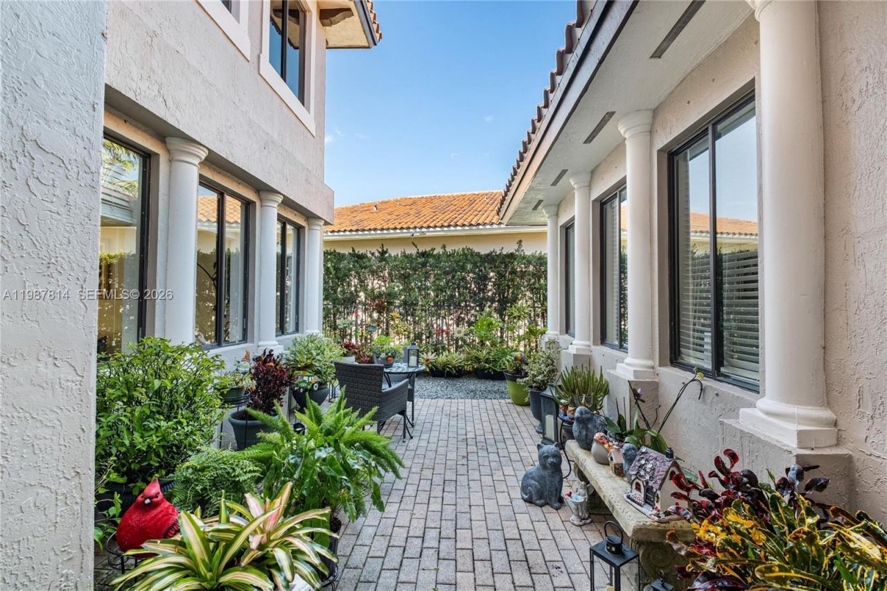 7726 SW 193rd Ln, Unit 7726, Cutler Bay, FL 33157 Photo