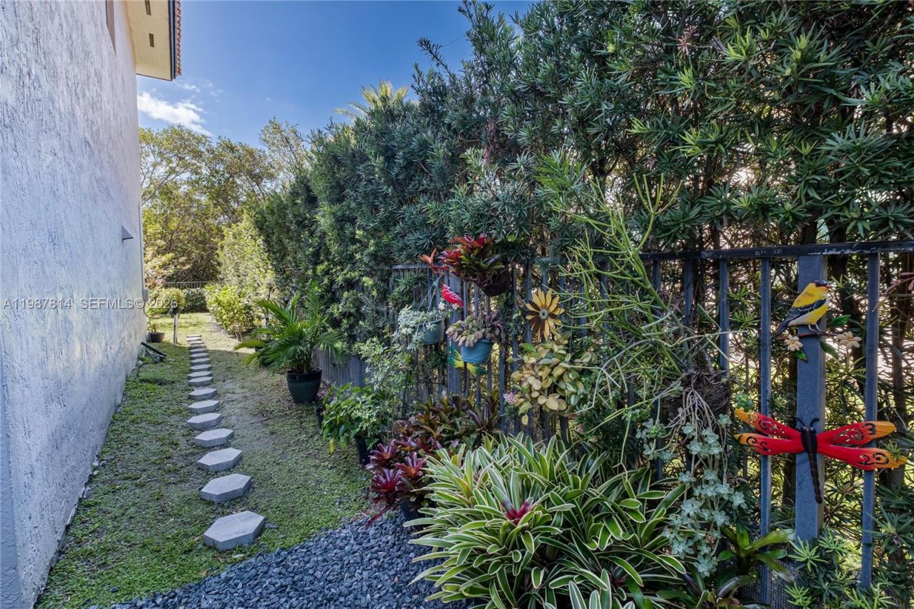 7726 SW 193rd Ln, Unit 7726, Cutler Bay, FL 33157 Photo