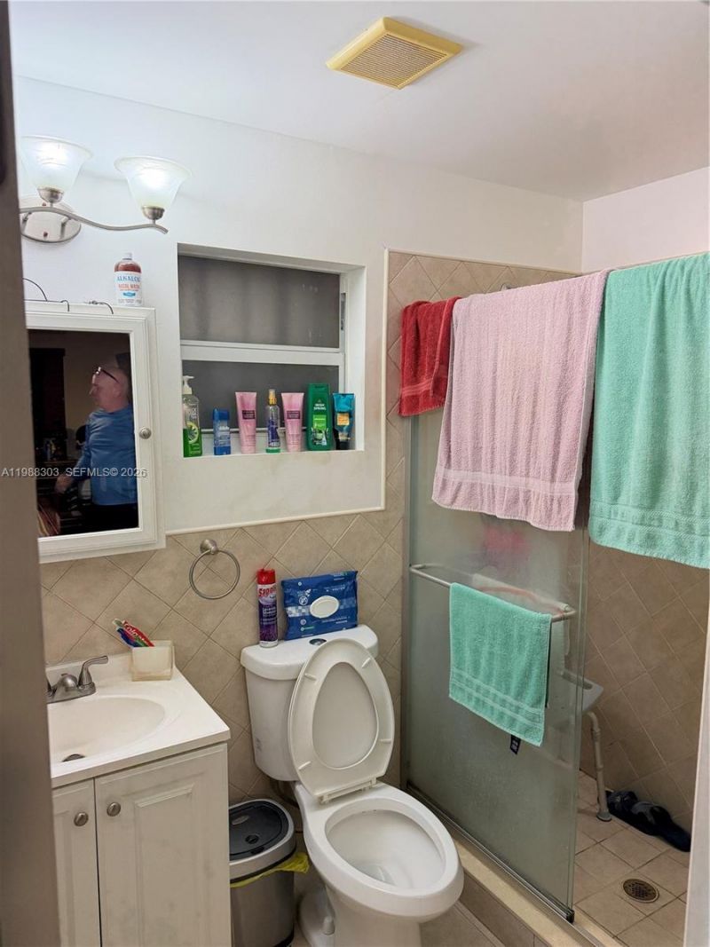 4347 E 9th Ct , Hialeah, FL 33013 Photo