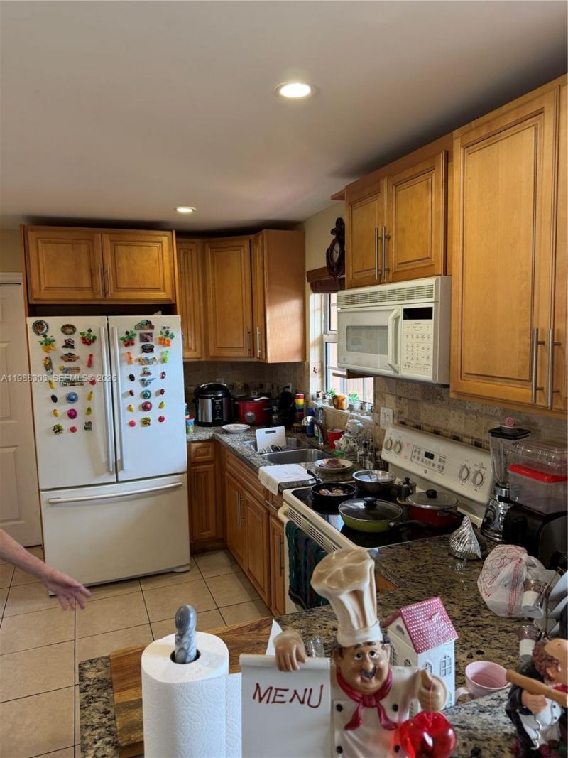 4347 E 9th Ct , Hialeah, FL 33013 Photo