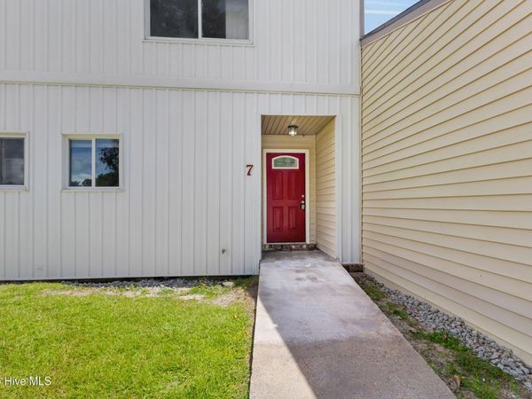 125 Pirates Road , Unit 7, New Bern, NC 28562
