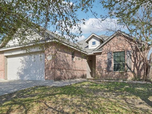 238 Old Spanish Trail, Waxahachie, TX 75167