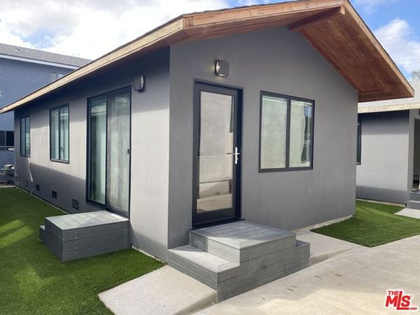 3617 Helms Avenue, Unit B, Culver City, CA 90232