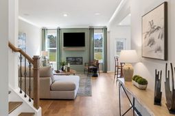 444 White Magnolia Street photo 4