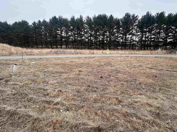 9 Common Way, Charlotte, VT 05445