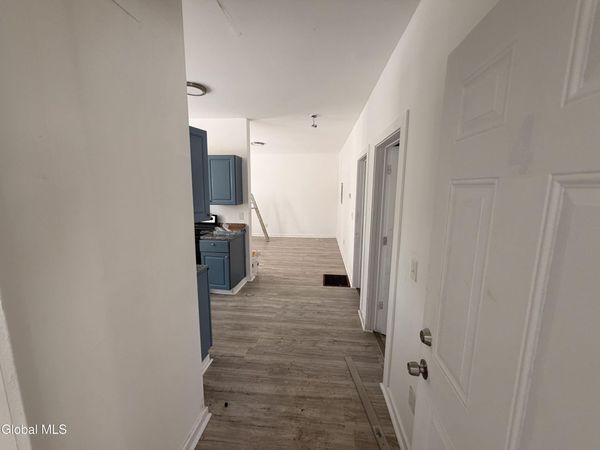 8 Gardiner Street, Amsterdam, NY 12010