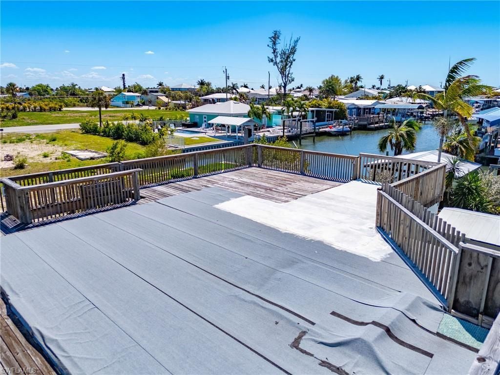 3535 Fifth Ave, Saint James City, FL 33956 Photo