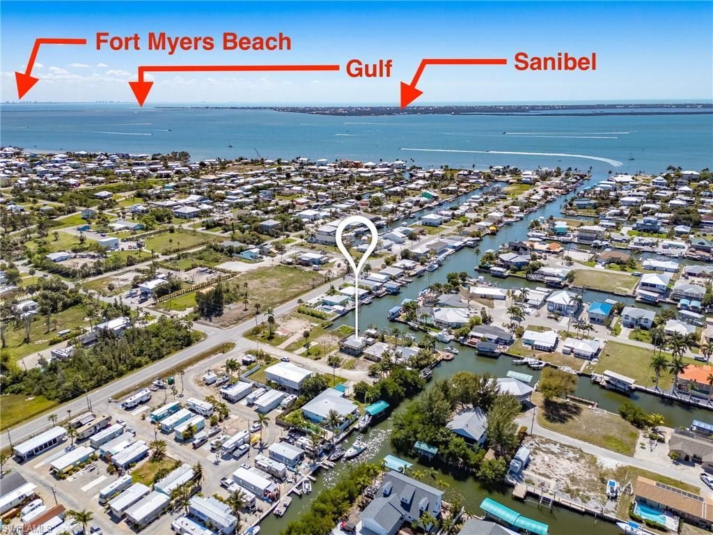 3535 Fifth Ave, Saint James City, FL 33956 Photo