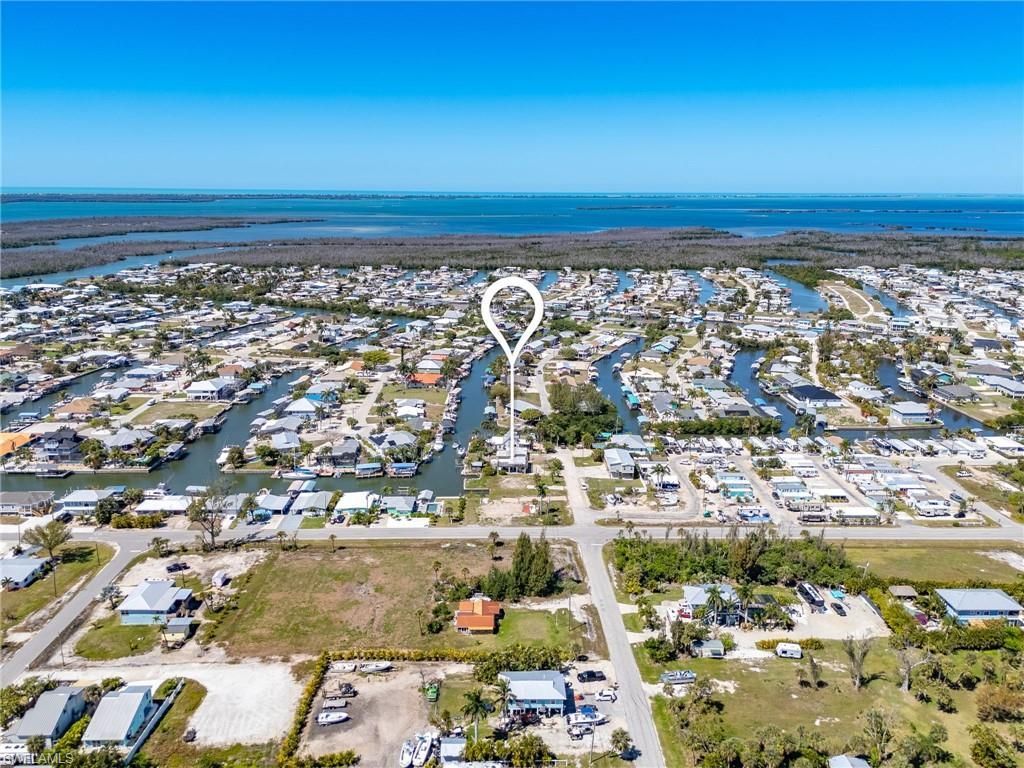 3535 Fifth Ave, Saint James City, FL 33956 Photo