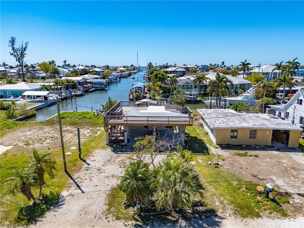 3535 Fifth Ave, Saint James City, FL 33956 Photo