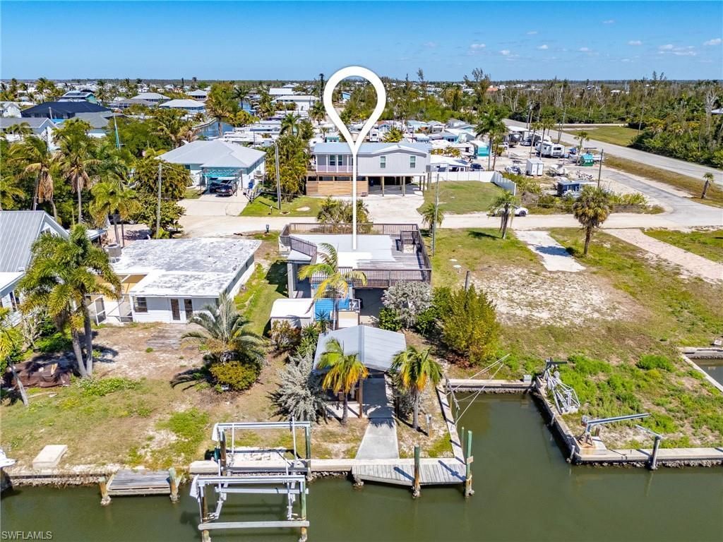 3535 Fifth Ave, Saint James City, FL 33956 Photo