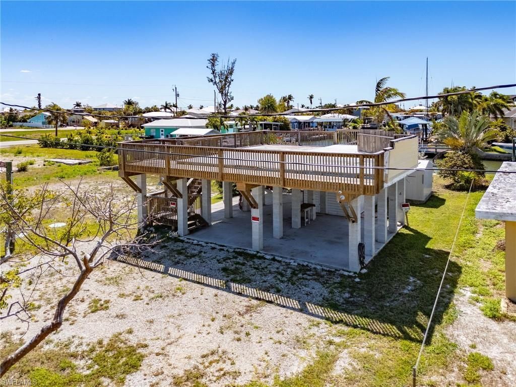 3535 Fifth Ave, Saint James City, FL 33956 Photo