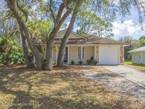 1304 32nd Avenue SW , Vero Beach, FL 32968