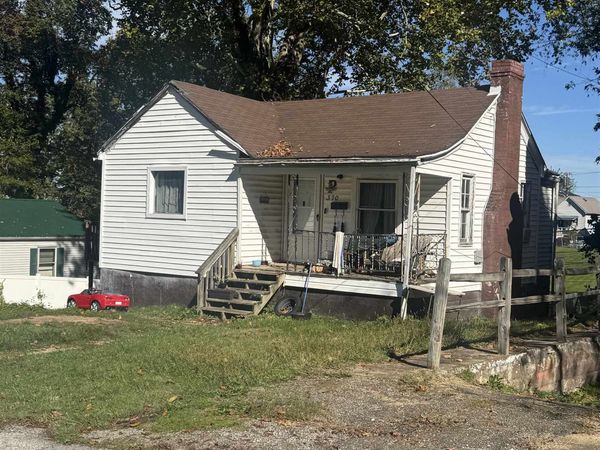 370 S Walnut Street, Huntington, WV 25705