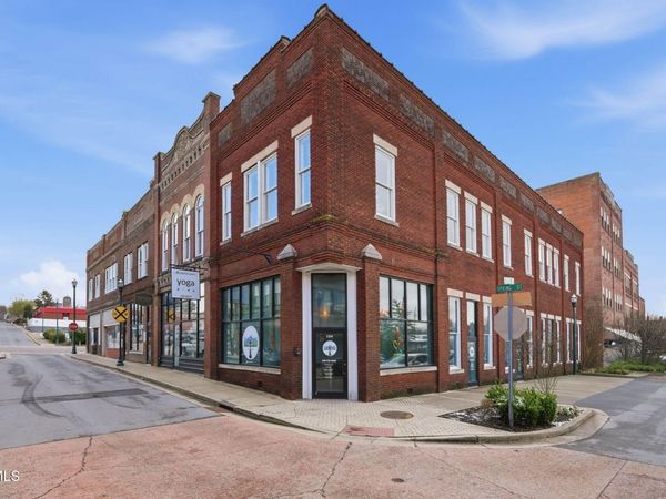 124 Tipton Street, Johnson City, TN 37604