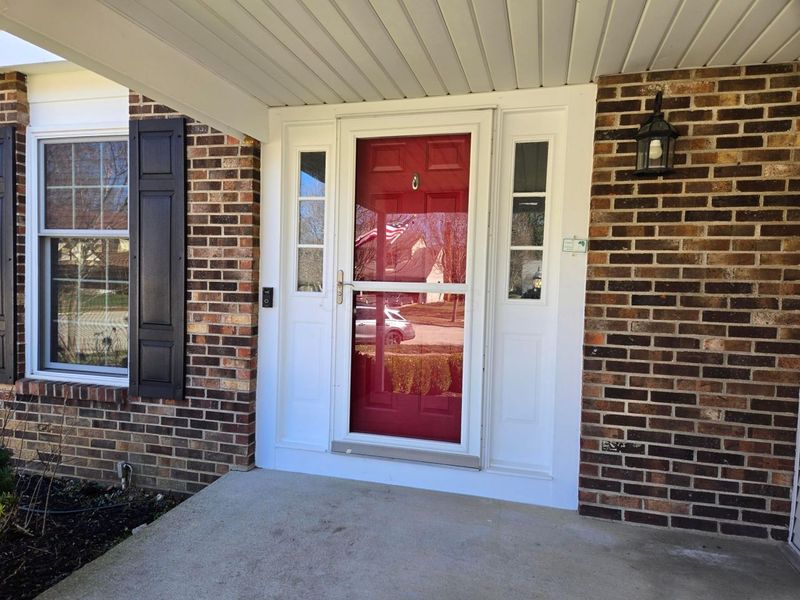 6998 Carrick Court, Dublin, OH 43017 Photo 3