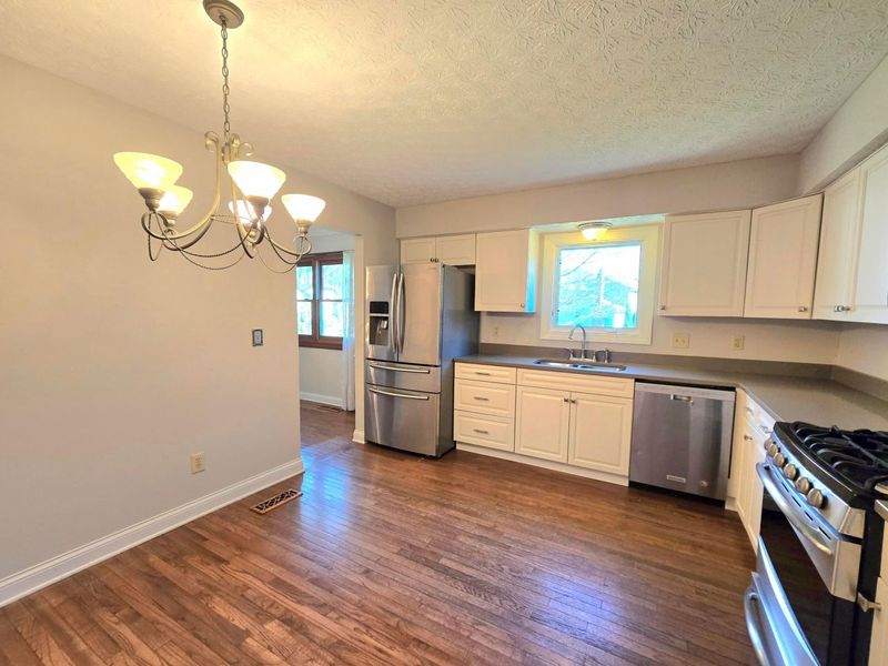 6998 Carrick Court, Dublin, OH 43017 Photo 7