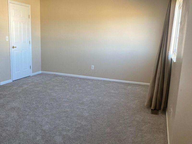 1214 Old Pond Drive , Marion, OH 43302 Photo 14