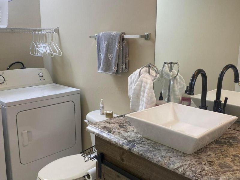 1214 Old Pond Drive , Marion, OH 43302 Photo 8