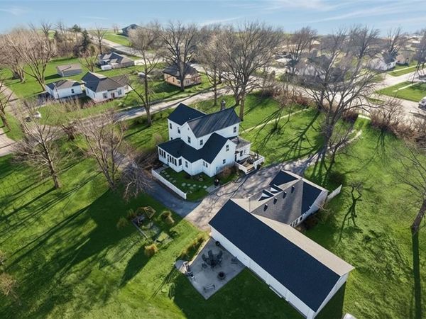 105 N 169 Highway, Gower, MO 64454